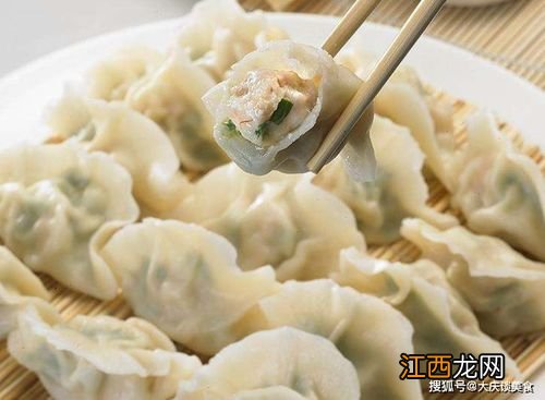 蒸饺是冷水上锅还是热水上锅 蒸冷冻饺子的技巧