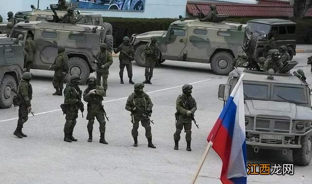 它再次出现在夏威夷附近