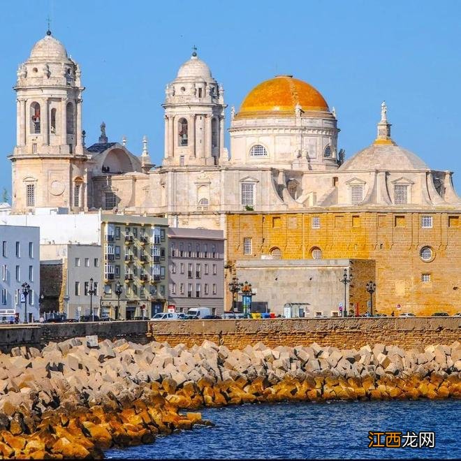 盘点西班牙最好看的海边，阳光全年无休......