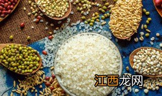 生绿豆泡开水喝的功效与作用 生绿豆泡开水喝有什么功效与作用