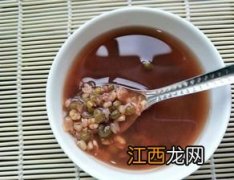 绿豆汤喝汤好还是吃豆好-绿豆汤只喝汤不吃绿豆有没有作用