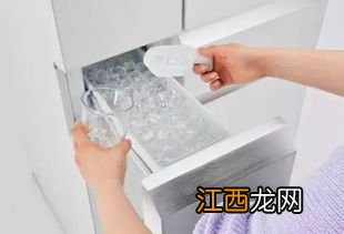 烧开的水可以放冰箱冷冻吗-煮沸的水可以放冰箱冷冻吗