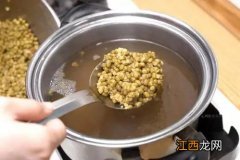 绿豆汤煮成红色怎么变绿-绿豆汤煮成红色倒点醋能变绿色吗