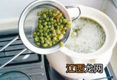 煮绿豆为什么有个别不能煮熟-煮绿豆时为什么会有几颗不熟