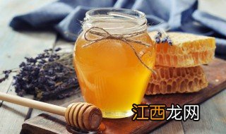 泡蜂巢酒的正确方法 蜂巢泡酒的功效与作用