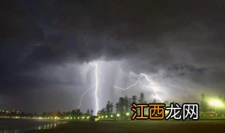 打雷声预示着什么 打雷声预示着什么意思