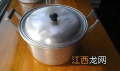 熬枇杷膏可以用铁锅熬吗-熬枇杷膏可以用铝锅吗