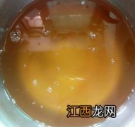 怎样熬出来的猪油比较白-炼猪油熬黑了的补救方法