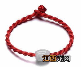 本命年戴红绳需要配转运珠吗-本命年红绳一定要有珠子吗