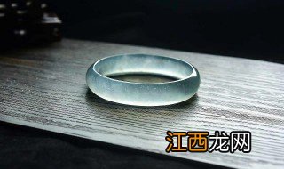 女性佩戴什么可以辟邪，女性佩戴什么可以辟邪避鬼