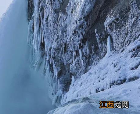 太美了!加拿大尼亚加拉大瀑布开始结冰了!罕见美景叹为观止
