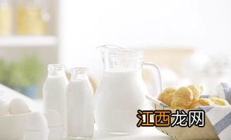 衣服上黑胡椒酱怎么去除-衣服上的酱汁时间长能洗掉么