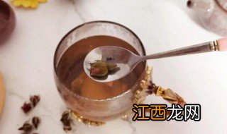 黄芪红枣枸杞泡水喝的功效 黄芪红枣枸杞泡水喝有何功效