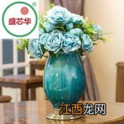 花瓶里的花怎么养-家里的花瓶适合放什么花卉