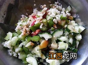 蚝油是炒菜用还是拌凉菜用的-蚝油适合于凉菜还是热菜