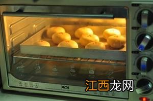 鲜肉月饼二次加热烤箱烤多久-鲜肉月饼二次烤箱加热时间温度