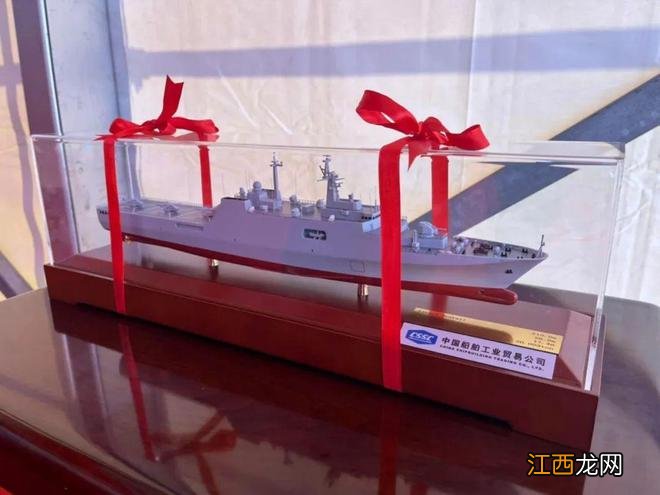 不是中国的风格啊?为泰国建造的071ET“裸舰”状态就下水,建了3年没装武器?