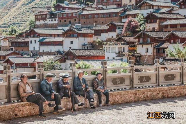 因为一座城，所以我们去了云南