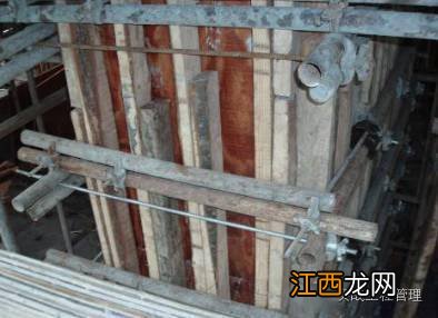 拉筋板是不是要贴墙站-使用拉筋板哪些是要注意的