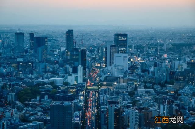 全世界最漂亮的日落之一，来日本这栋大楼，俯瞰城市美景