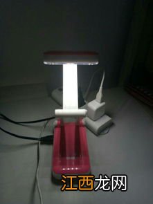 充电台灯边充电边使用会爆炸吗-台灯充电可以一直插吗