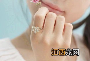 食指戴戒指是什么意思-食指戴戒指戴左手还是右手