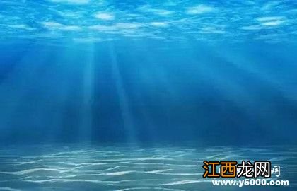 海水中的盐是从哪里来的呢 海水中的盐是从哪里来的