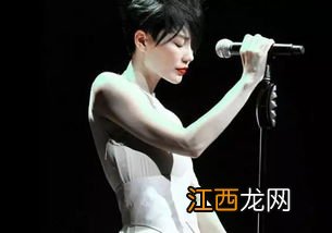 弯弯的月亮原唱 中国通俗歌曲的代表作品