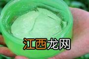 水乳芦荟胶的使用顺序 不同情况下使用顺序也不同