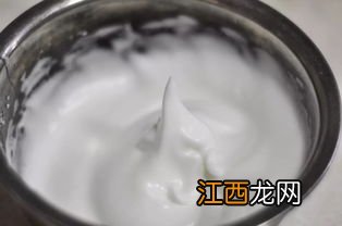 没有搅拌机淡奶油怎么打发 操作步骤