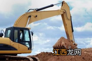 挖掘机怎么分前后方向 操作时应注意什么?