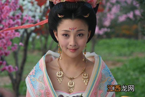 杨贵妃那么受宠为什么不当皇后 杨贵妃为什么不能成为皇后