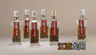 酱香型浓香型哪个好喝