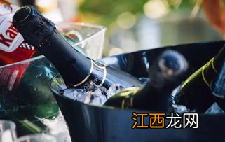 红酒多少温度口感最好？如何冰镇红酒？