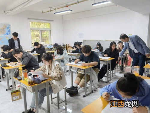 天津复读班学费一般多少 复读一年要多少学费