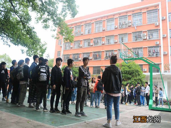 重庆可以复读的私立学校 什么学校适合复读