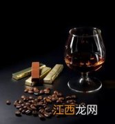 白兰地是葡萄酒吗？如何品尝白兰地呢？