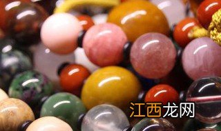 属兔本命年需要佩戴什么，属兔本命年需要佩戴什么水晶