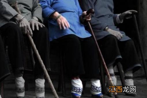 我国最后的三寸金莲老人是谁,三寸金莲的历史