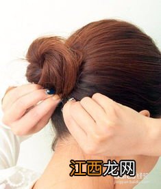 怎么扎丸子头简单好看 来看看吧