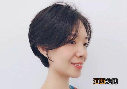 五十多岁女人圆脸适合什么样的短发发型 圆脸短发发型推荐