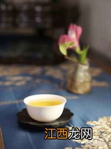 普洱茶渍白衣服怎么洗