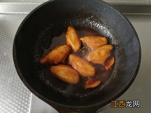 炖鸡翅加什么好