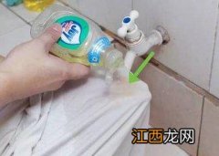 衣服上的顽固茶渍怎么去除