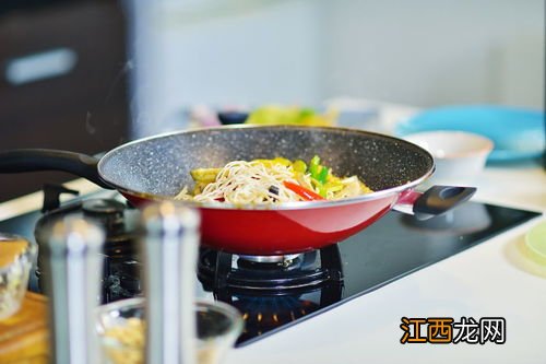 炒菜的锅可以用多久