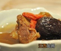 白鸽炖多久