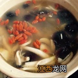 什么菌炖鸡汤好