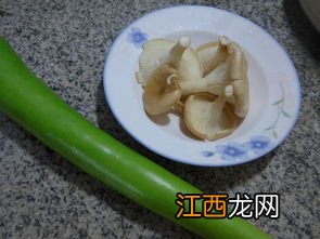 猪肚菇煮多久