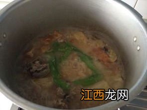 大骨头与什么豆一块炖