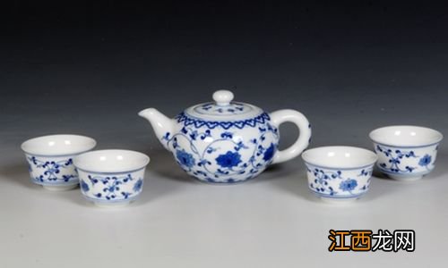 怎么用青花瓷茶具泡茶